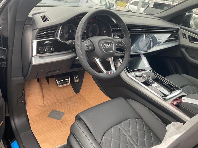 Audi Q8 - 50 TDI quattro qu S-LINE, Luft, Pano, B&O, 23-Zoll, AHK, Leder, AreaView, Optik schwarz