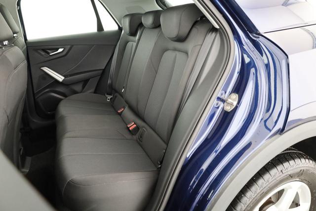 Audi Q2 35 TFSI basis S-Tronic, LED, Kamera, 16 Zoll 