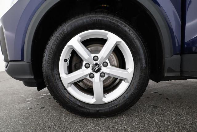 Audi Q2 35 TFSI basis S-Tronic, LED, Kamera, 16 Zoll 