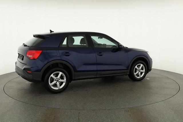 Audi Q2 35 TFSI basis S-Tronic, LED, Kamera, 16 Zoll 