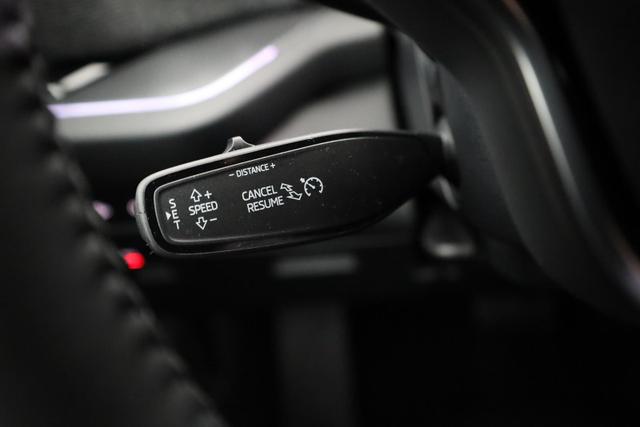 Skoda Kodiaq 2.0 TDI 142kW 4x4 Selection DSG Selection, AHK, Navi, Side, el. Klappe, AreaView, ParkAssist 