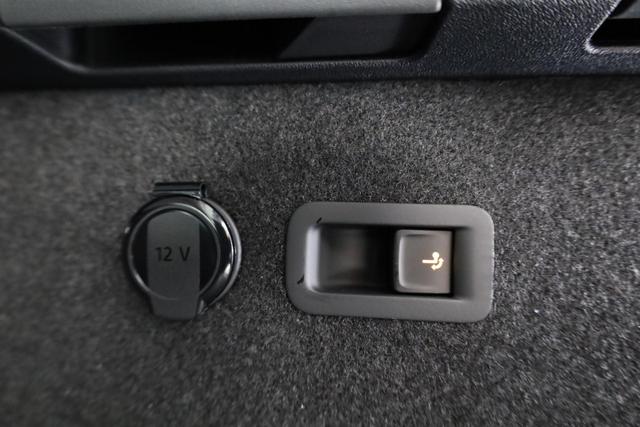 Skoda Kodiaq 2.0 TDI 142kW 4x4 Selection DSG Selection, AHK, Navi, Side, el. Klappe, AreaView, ParkAssist 