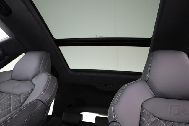 Audi Q8 50 TDI quattro qu S-LINE, Luft, Pano, B&O, 23-Zoll, AHK, Leder, AreaView, Optik schwarz 