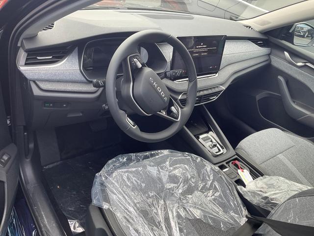 Skoda Octavia Combi - 2.0 TDI 110 kW Selection DSG Selection, Navi, Pano, AHK, Teilleder, 5-J Garantie