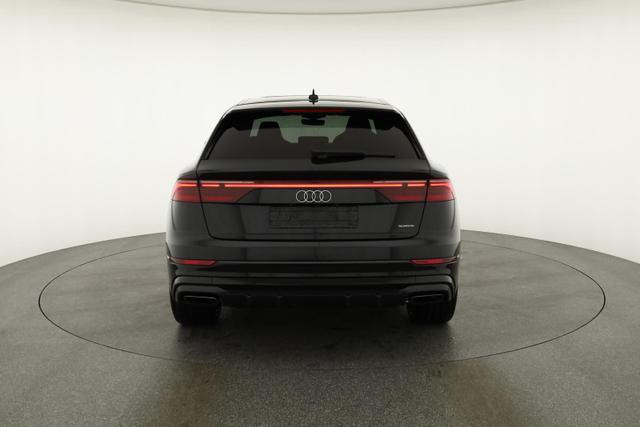 Audi Q8 50 TDI quattro qu S-LINE, Standheizung, HuD, Luft, Pano, B&O, 23-Zoll, AHK, Leder, AreaView, Optik schwarz 