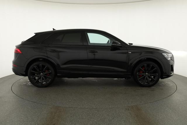 Audi Q8 50 TDI quattro qu S-LINE, Standheizung, HuD, Luft, Pano, B&O, 23-Zoll, AHK, Leder, AreaView, Optik schwarz 