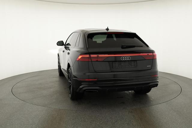 Audi Q8 50 TDI quattro qu S-LINE, Standheizung, HuD, Luft, Pano, B&O, 23-Zoll, AHK, Leder, AreaView, Optik schwarz 