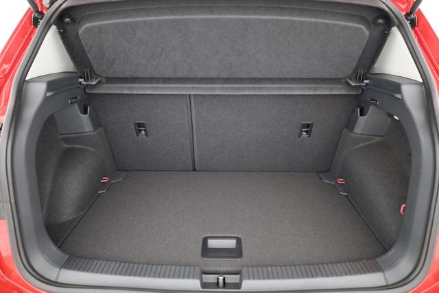 Volkswagen T-Cross 1.5 TSI 110 kW Life DSG Life, AHK, IQ.Light, ACC, Side, Kamera, 17-Zoll, Winterpaket 