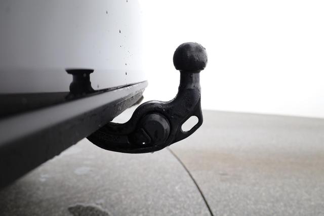 Skoda Octavia Combi 2.0 TDI 110 kW Selection DSG Selection, Navi, Pano, AHK, Teilleder, 5-J Garantie 