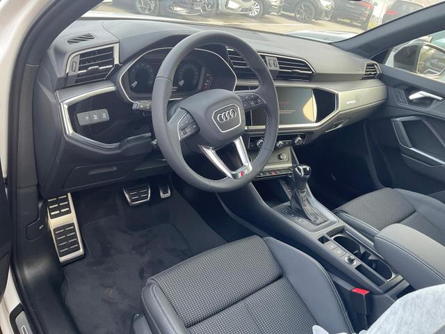 Audi Q3 Sportback - 45 TFSI quattro S line qu S-LINE, AHK, 19-Zoll, Optik schwarz, Navi, Kamera, el. Klappe