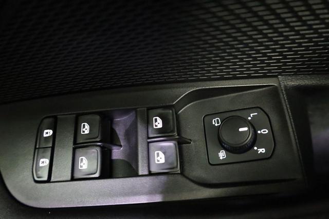 Skoda Octavia Combi 2.0 TDI 110 kW Selection DSG Selection, Navi, Pano, AHK, Teilleder, 5-J Garantie 