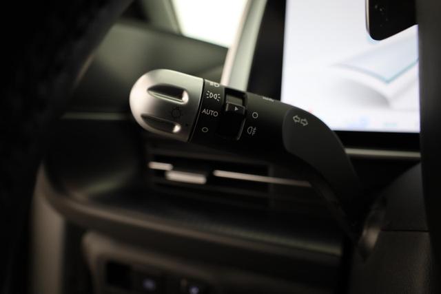 Hyundai IONIQ 6 Uniq Elektro 77,4 kWh, Pano, 20-Zoll, Matrix, HuD, Side, AreaView, Navi, BOSE, Winter 