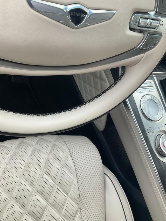 Genesis GV80 2.5 AT 4WD Luxus Plus, VOLLAUSSTATTUNG 