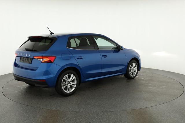 Skoda Fabia Selection 1.0 TSI DSG 130 Jahre, LED, Kamera, ACC, Side, Ladeboden, Winter 