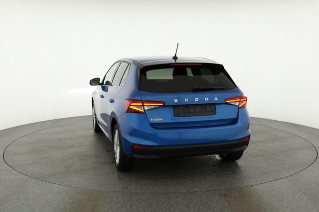Skoda Fabia Selection 1.0 TSI DSG 130 Jahre, LED, Kamera, ACC, Side, Ladeboden, Winter 