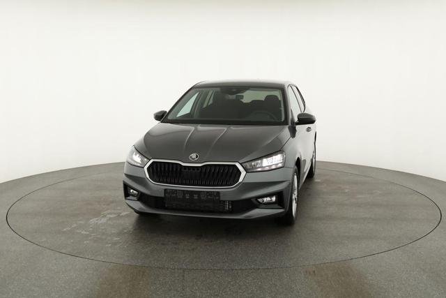 Skoda Fabia Selection 1.0 TSI DSG 130 Jahre, LED, Kamera, ACC, Side, Ladeboden, Winter 