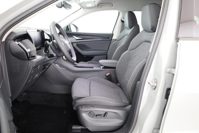 Skoda Kodiaq 2.0 TDI 142kW 4x4 Selection DSG Selection, 7-Sitzer, AHK, Navi, Side, el. Klappe, AreaView, ParkAssist 