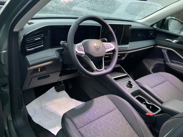 Volkswagen Tiguan - 1.5 TSI eHybrid 150 kW Life DSG Life, AHK, Navi, Side, easyOpen, Winter