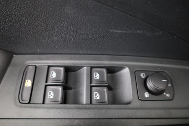 Skoda Fabia Selection 1.0 TSI DSG 130 Jahre, LED, Kamera, ACC, Side, Ladeboden, Winter 