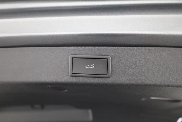 Skoda Kodiaq 2.0 TDI 142kW 4x4 Selection DSG Selection, 7-Sitzer, AHK, Navi, Side, el. Klappe, AreaView, ParkAssist 