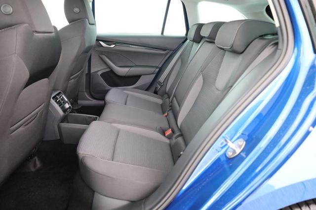 Skoda Octavia Combi 2.0 TDI 110 kW Selection DSG Selection, Navi, AHK, el. Klappe, 5-J Garantie 