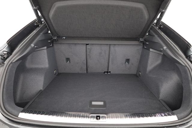 Audi Q3 Sportback 45 TFSI quattro S line qu S-LINE, Pano, AHK, 19-Zoll, Optik schwarz, Navi, Kamera, el. Klappe, 4 J.-Garantie 