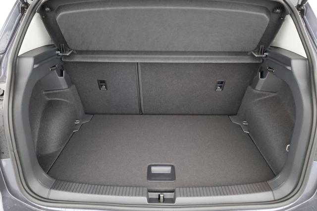 Volkswagen T-Cross 1.0 TSI 85 kW Life DSG Life, IQ.Light, AHK, ACC, Kamera, 17-Zoll, Winterpaket 