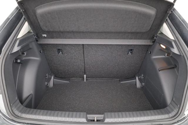 Skoda Fabia Selection 1.0 TSI Selection, Park, Winterpaket, SmartLink, 4-J Garantie 