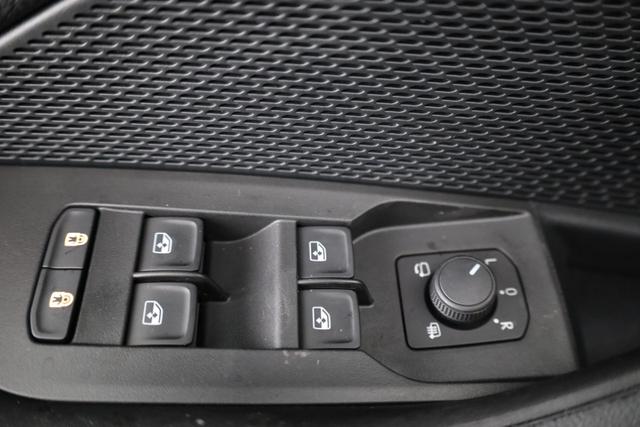 Skoda Octavia Combi 2.0 TDI 110 kW Selection DSG Selection, Navi, AHK, el. Klappe, 5-J Garantie 