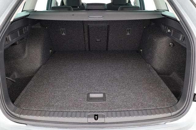 Skoda Octavia Combi 2.0 TDI 110 kW Selection DSG Selection, Navi, AHK, el. Klappe, 5-J Garantie 