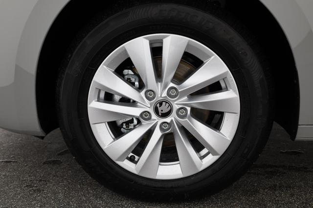 Skoda Octavia Combi 2.0 TDI 110 kW Selection DSG Selection, Navi, Pano, AHK, Teilleder, 5-J Garantie 