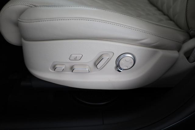 Genesis GV80 2.5 AT 4WD Luxus Plus, VOLLAUSSTATTUNG 