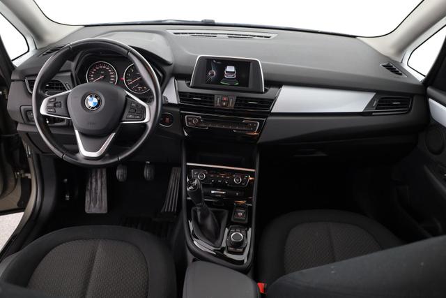BMW 2er Active Tourer 218 i Advantage 218i Advantage, Sitzheizung, Tempomat, 1. Hand 