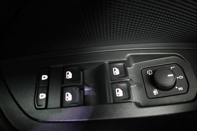 Skoda Kodiaq 2.0 TDI 142 kW 4x4 Selection DSG Selection, 7-Sitzer, AHK, Navi, Side, Kamera, Winter, 19-Zoll 