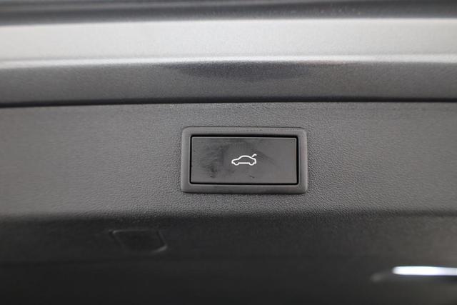 Skoda Kodiaq 2.0 TDI 142 kW 4x4 Selection DSG Selection, 7-Sitzer, AHK, Navi, Side, Kamera, Winter, 19-Zoll 