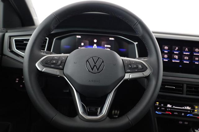 Volkswagen Taigo R-Line 1.5 TSI DSG R-Line, AHK, Matrix, Kamera, ACC, Winter, 4 J.-Garantie 