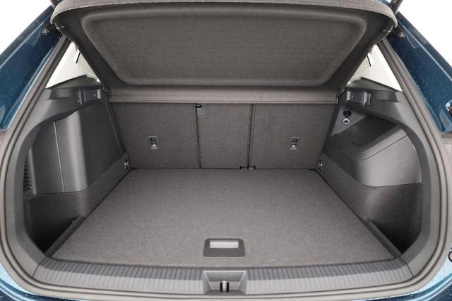 Volkswagen Tiguan 1.5 TSI eHybrid 150 kW Life DSG Life, AHK, Navi, Side, easyOpen, Winter 