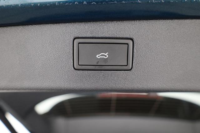 Volkswagen Tiguan 1.5 TSI eHybrid 150 kW Life DSG Life, AHK, Navi, Side, easyOpen, Winter 