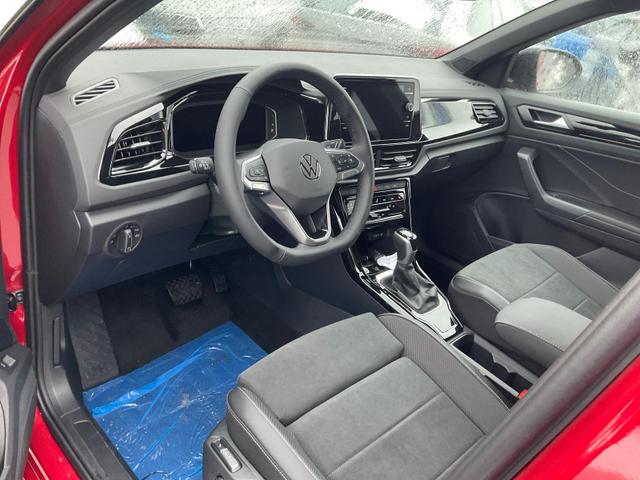Volkswagen T-Roc - Style 1.5 TSI DSG Black Style, AHK, IQ.Light, 19-Zoll, easyOpen, Navi