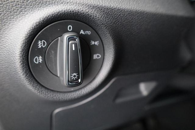 Skoda Kamiq Selection 1.0 TSI DSG Selection, Matrix, Kamera, 16-Zoll, Winter, 4-J Garantie 