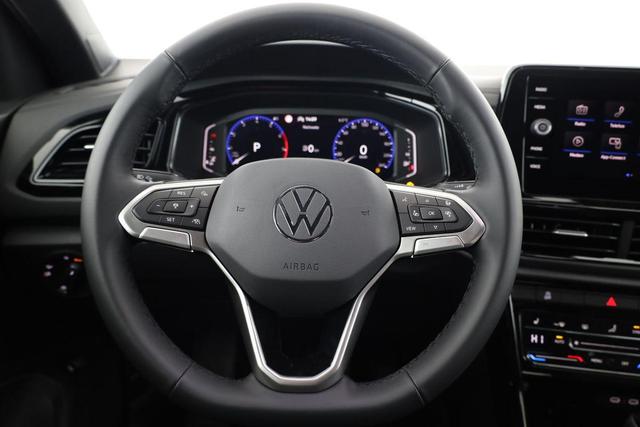 Volkswagen T-Roc Style 1.5 TSI DSG Black Style, AHK, IQ.Light, 19-Zoll, easyOpen, Navi 