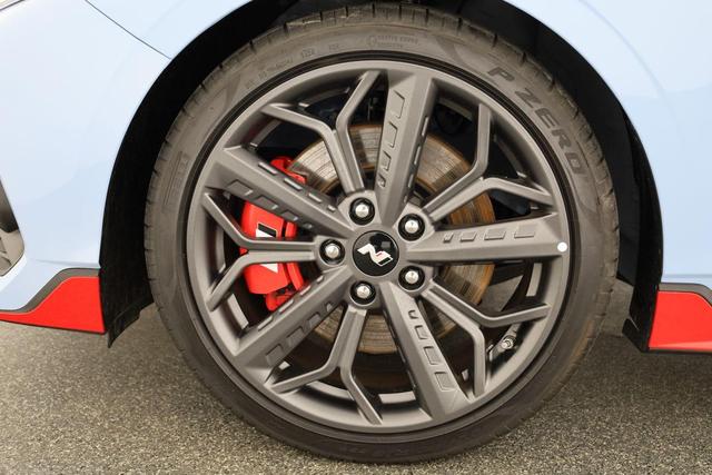 Hyundai i20 N Performance Perfomance 1.6 T-GDI, Navi, BOSE, Side, Kamera, LED 