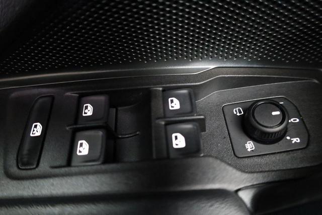 Volkswagen Tiguan 1.5 eTSI 110 kW Life DSG Life, Navi, easyOpen, Kamera, 5-J Garantie 