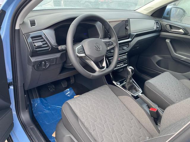 Volkswagen T-Cross - 1.0 TSI 85 kW Life Life, AHK, IQ.Light, Kamera, ACC, Side. Winter, 17-Zoll