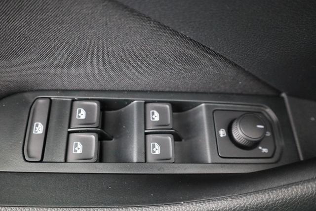 Skoda Kamiq Selection 1.5 TSI DSG Selection, AHK, Kamera, Winter, 4-J Garantie 