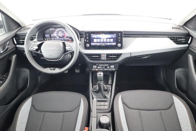 Skoda Kamiq Selection 1.5 TSI Selection, AHK, 16-Zoll, Kamera, Winter, 4-J Garantie 