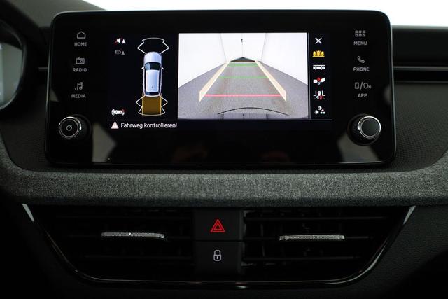 Skoda Kamiq Selection 1.5 TSI Selection, AHK, 16-Zoll, Kamera, Winter, 4-J Garantie 