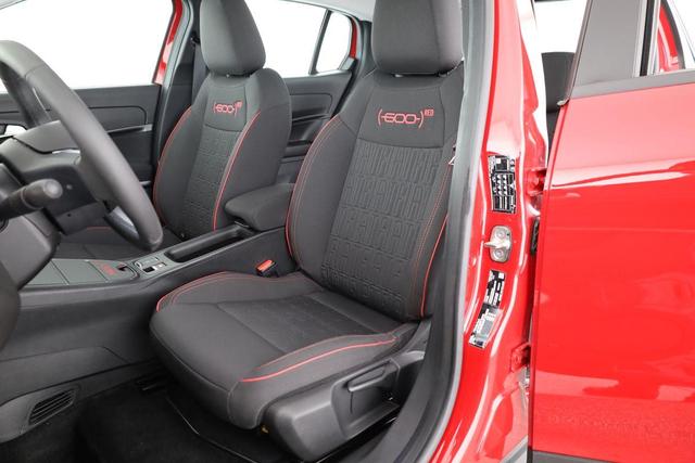 Fiat 600e 115 kW Red 115kWh, LED, APP-Connenct, 1-Hand 