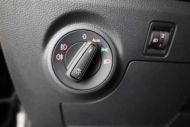 Seat Arona Reference 1.0 EcoTSI Reference, Winterpaket, Einparkhilfe, Bluetooth 