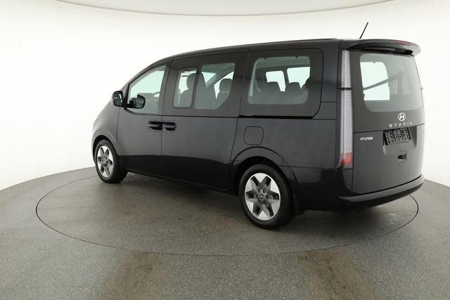 Hyundai Staria Style Premium Tour 2.2 CRDi AWD AT Premium, 9-Sitzer, Pano, Navi, AreaView, Side, Winter 